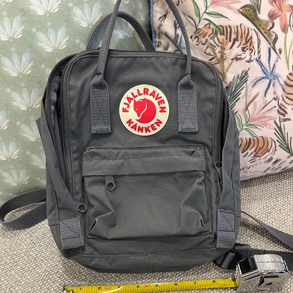 Fjallraven Mini Kanken Water Resistant Backpack in Super Grey - Picture 1 of 9